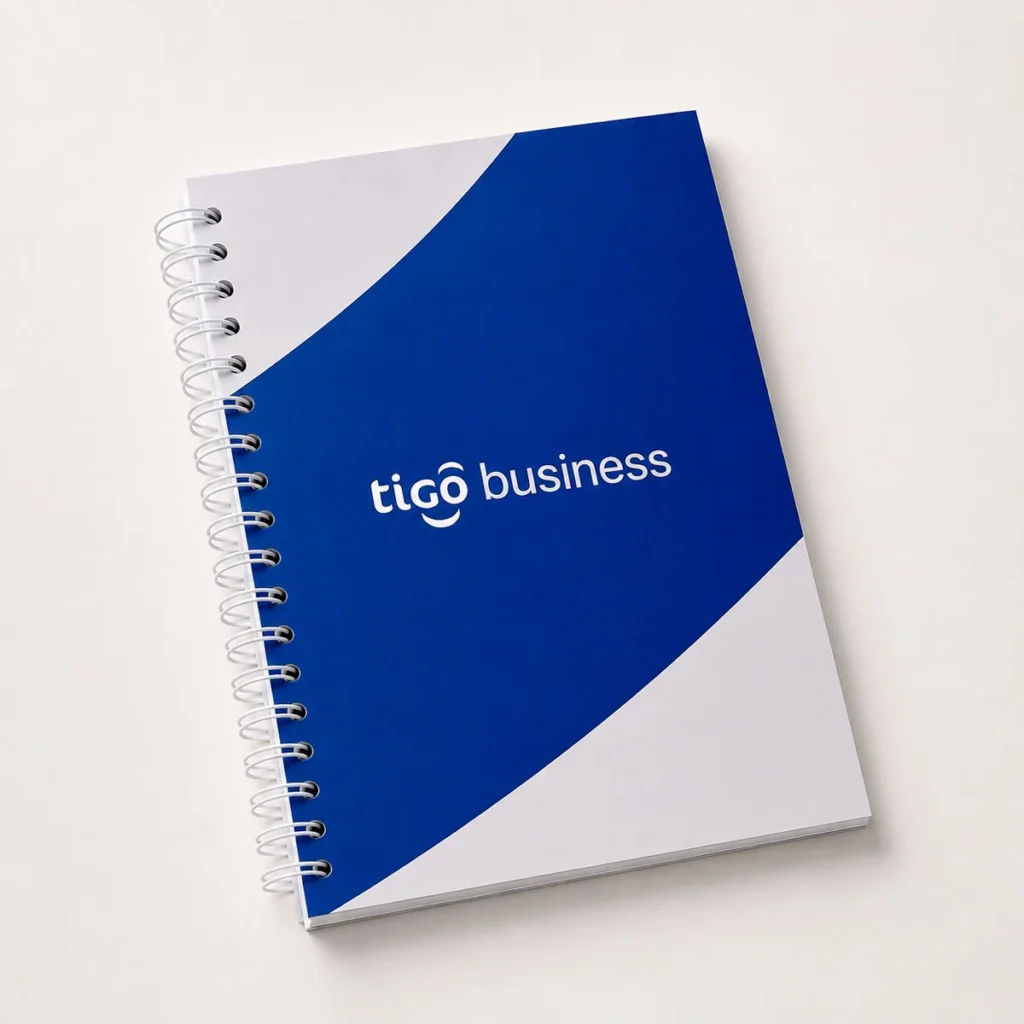Cuaderno corporativo argollado personalizado para Tigo Business